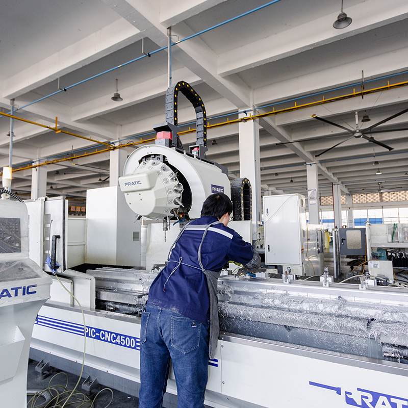 Endbearbeitungswerkstatt - CNC-Bedienung
